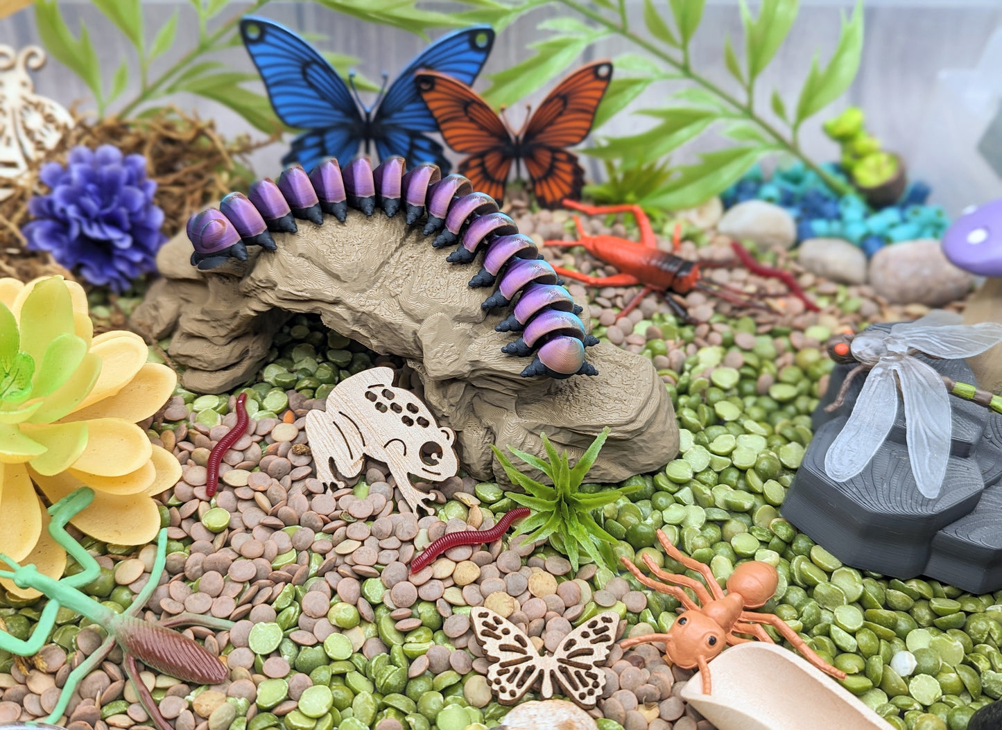 Creepy Crawlies Sensory Bin